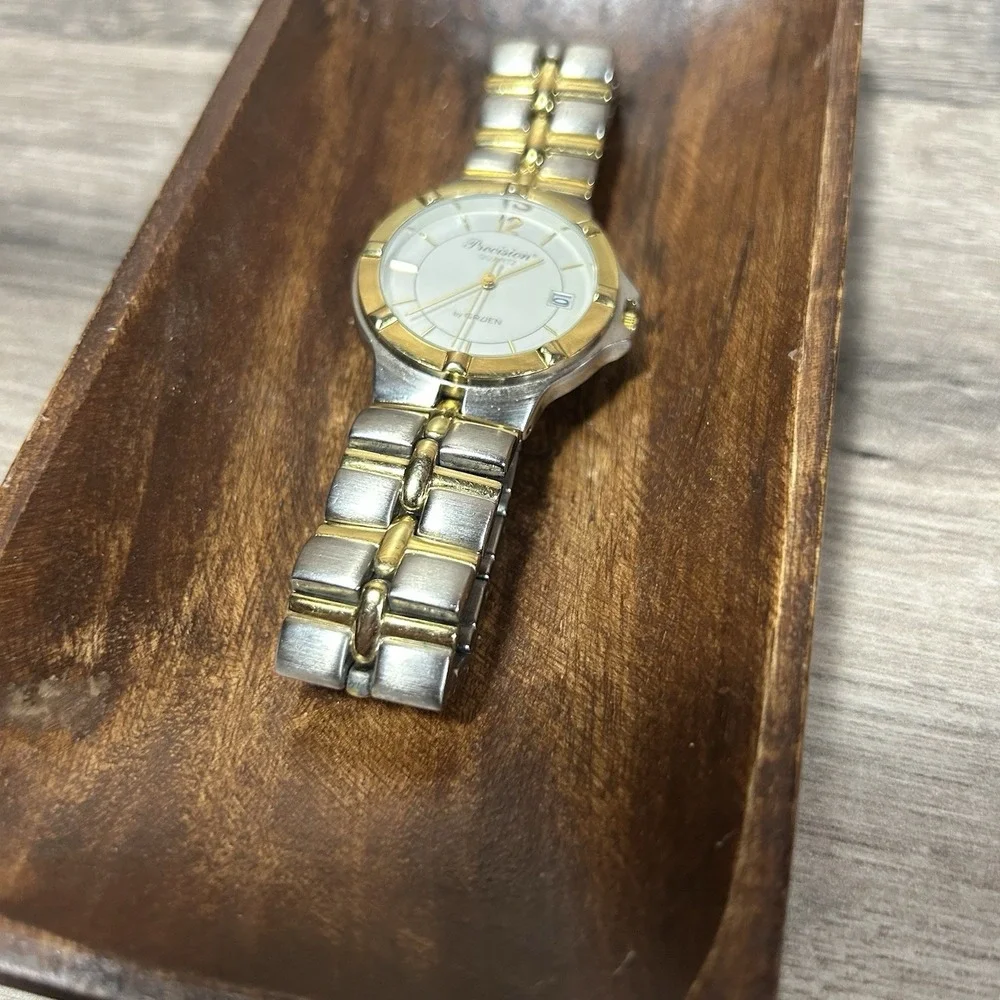 Vintage Gruen Precision Watch Needs Batteries  Quartz Design Japanese‎ Movt 18mm